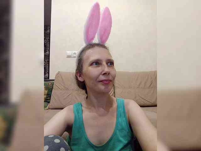 -Queen-Margo- webcam