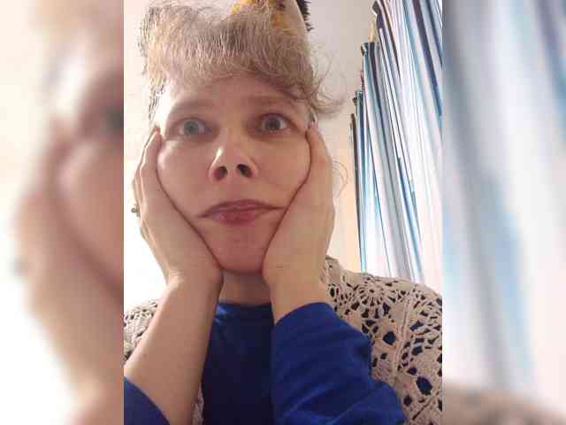 -Queen-Margo- webcam