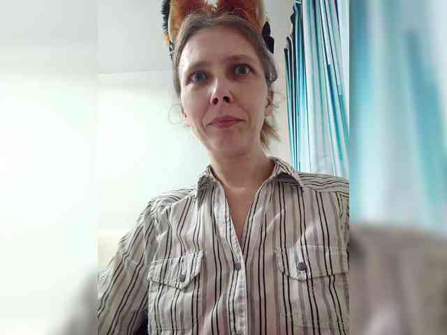 -Queen-Margo- webcam