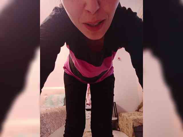 -queen-margo- Live Webcam on BongaCams