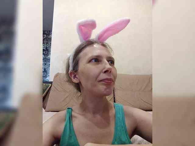 -Queen-Margo- webcam