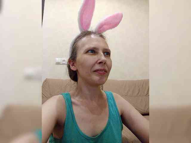 -Queen-Margo- webcam