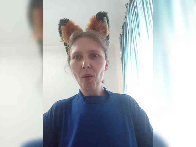 -Queen-Margo- webcam