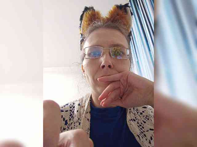 -Queen-Margo- webcam