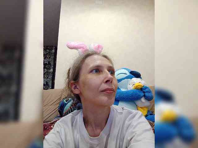 -Queen-Margo- webcam