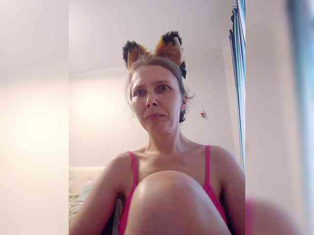 -Queen-Margo- webcam
