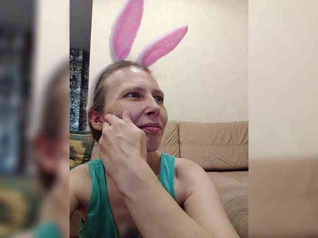 -Queen-Margo- webcam