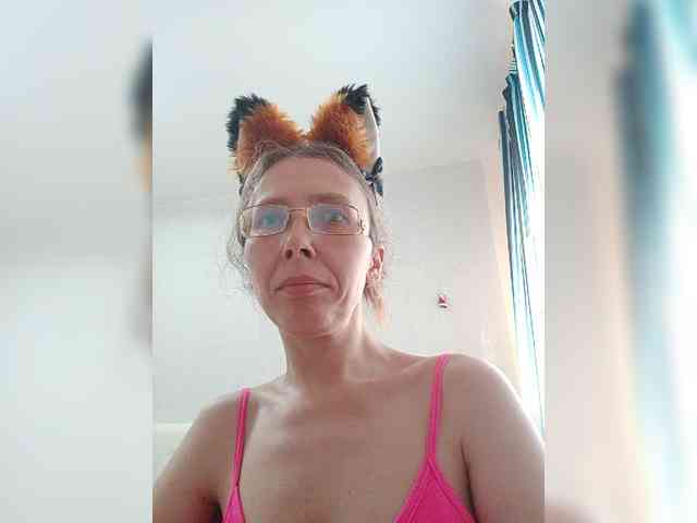 -Queen-Margo- webcam