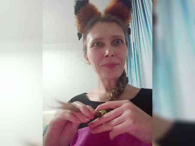 -Queen-Margo- webcam