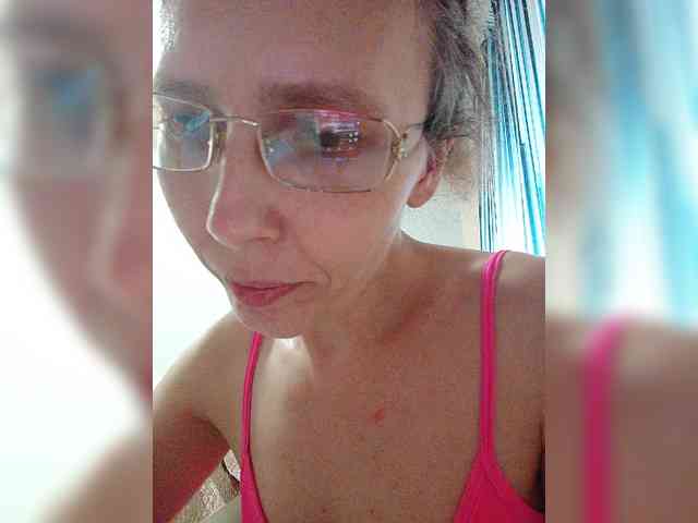 -Queen-Margo- webcam