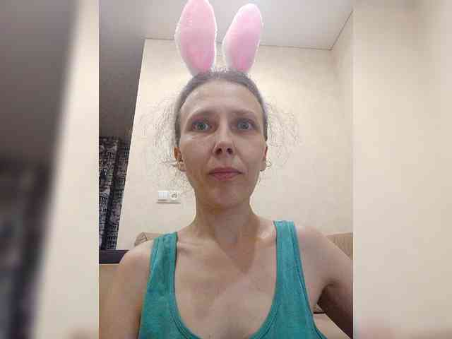 -Queen-Margo- webcam