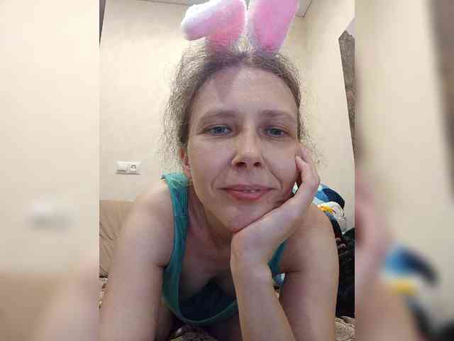 -Queen-Margo- webcam