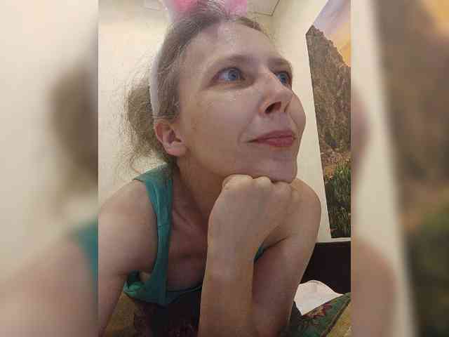 -Queen-Margo- webcam