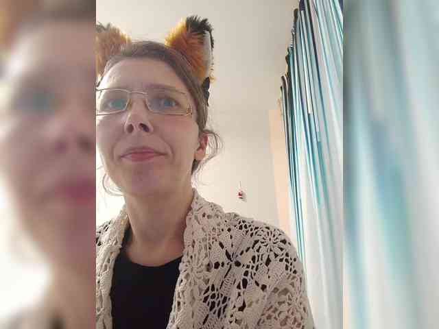 -Queen-Margo- webcam