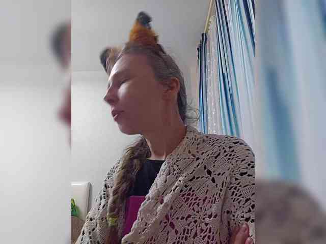-Queen-Margo- webcam
