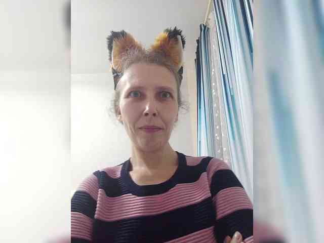 -Queen-Margo- webcam