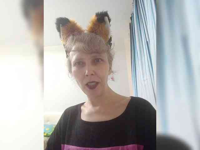 -Queen-Margo-