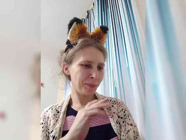 -Queen-Margo- webcam