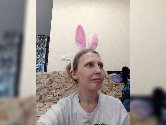 -Queen-Margo- webcam
