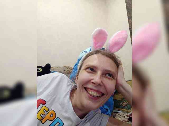 -Queen-Margo- webcam