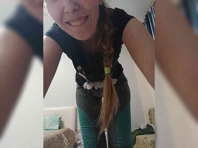 -Queen-Margo- webcam