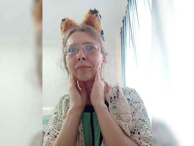 -Queen-Margo- webcam