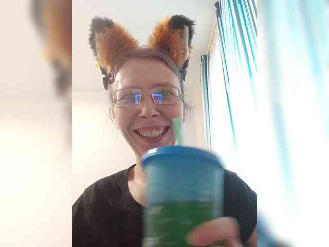 -Queen-Margo- webcam