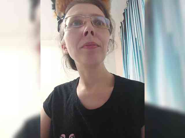 -Queen-Margo- webcam