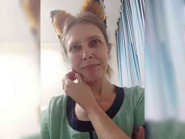 -Queen-Margo- webcam