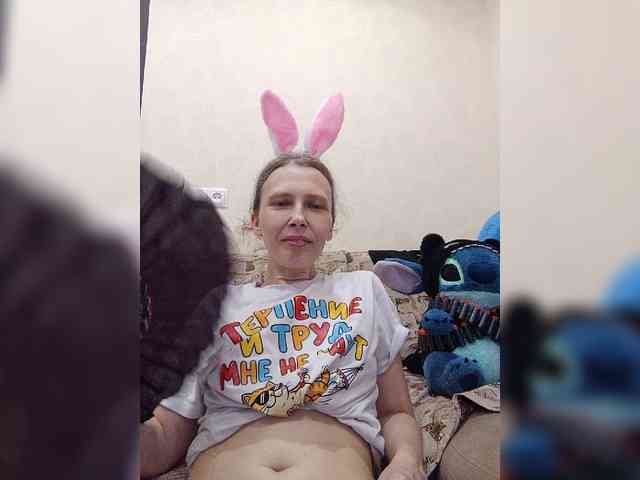 -Queen-Margo- webcam