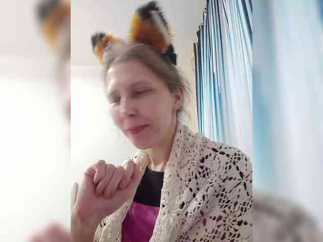 -Queen-Margo- webcam