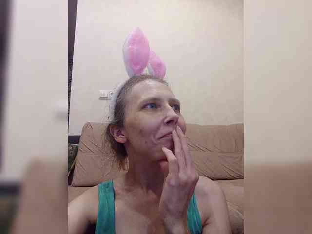 -Queen-Margo- webcam