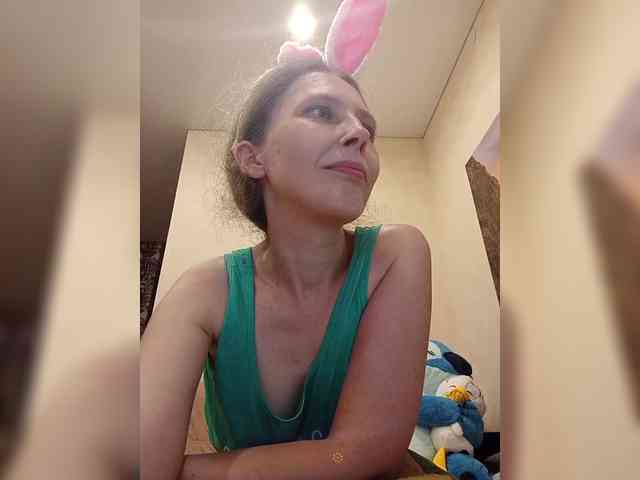 -Queen-Margo- webcam