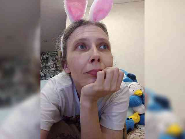 -Queen-Margo- webcam