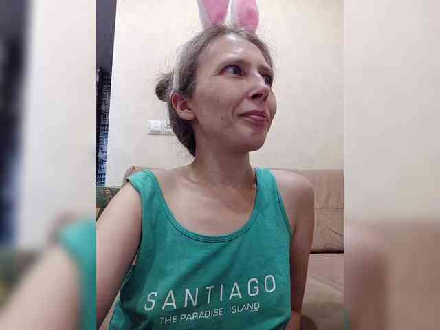 -Queen-Margo- webcam