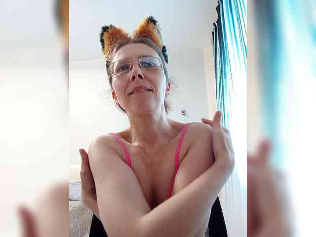 -Queen-Margo- webcam