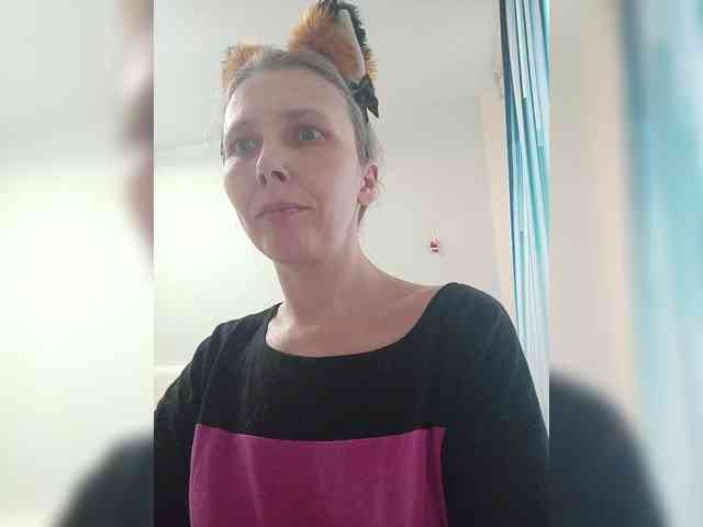 -Queen-Margo- webcam