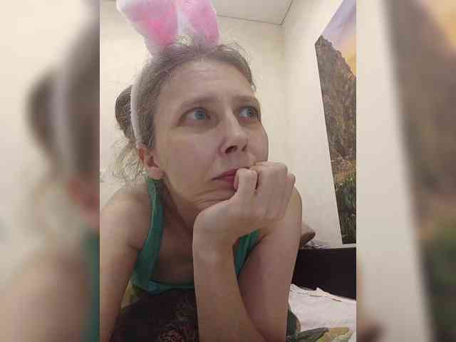 -Queen-Margo- webcam