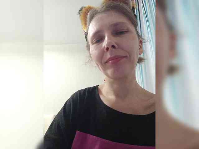 -Queen-Margo- webcam