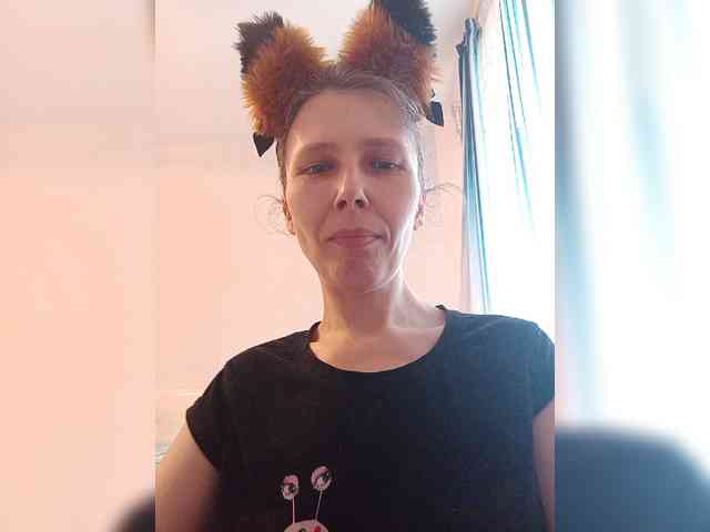 -Queen-Margo- webcam