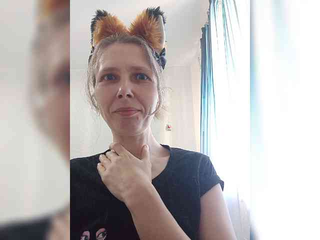 -Queen-Margo- webcam