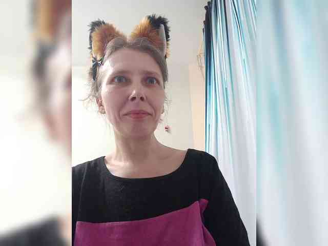 -Queen-Margo- webcam