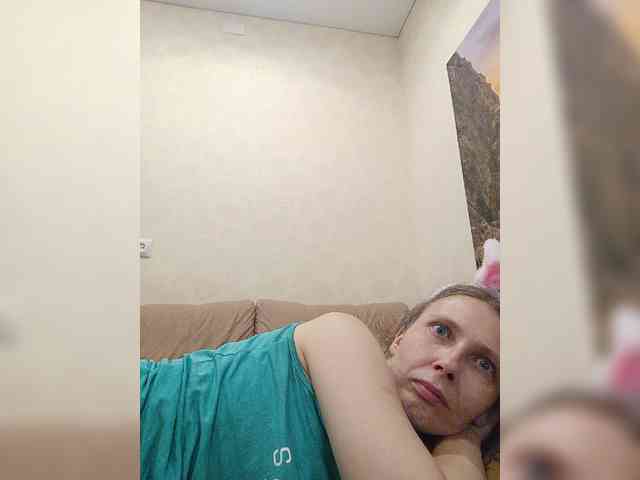-Queen-Margo- webcam