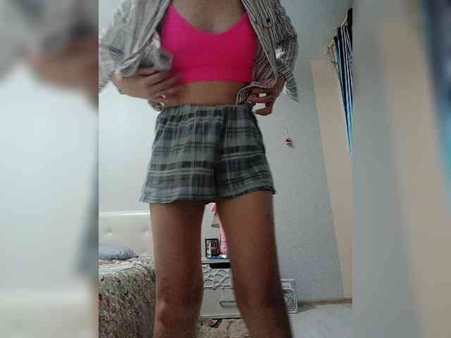 -Queen-Margo- webcam