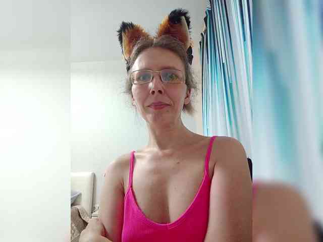-Queen-Margo- webcam