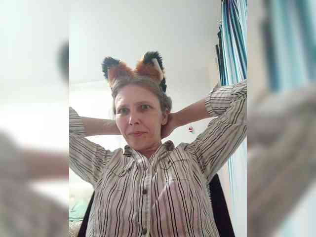 -Queen-Margo- webcam