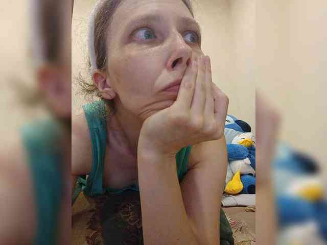 -Queen-Margo- webcam