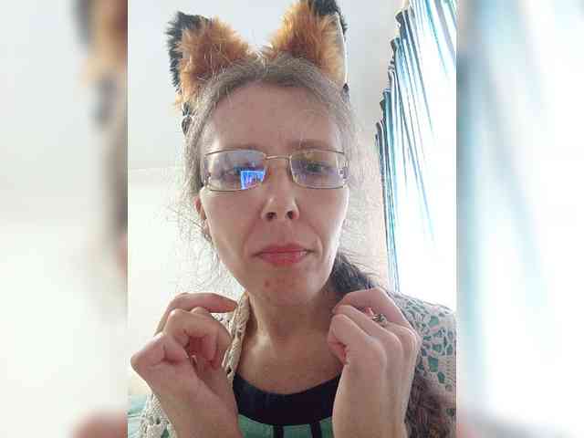 -Queen-Margo- webcam