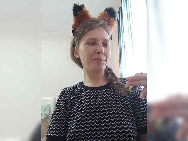 -Queen-Margo- webcam