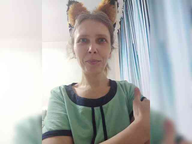 -Queen-Margo- webcam